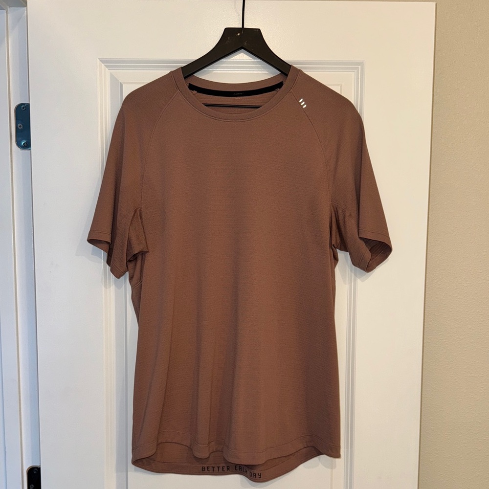 lululemon Men’s License to Train Short Sleeve Shirt